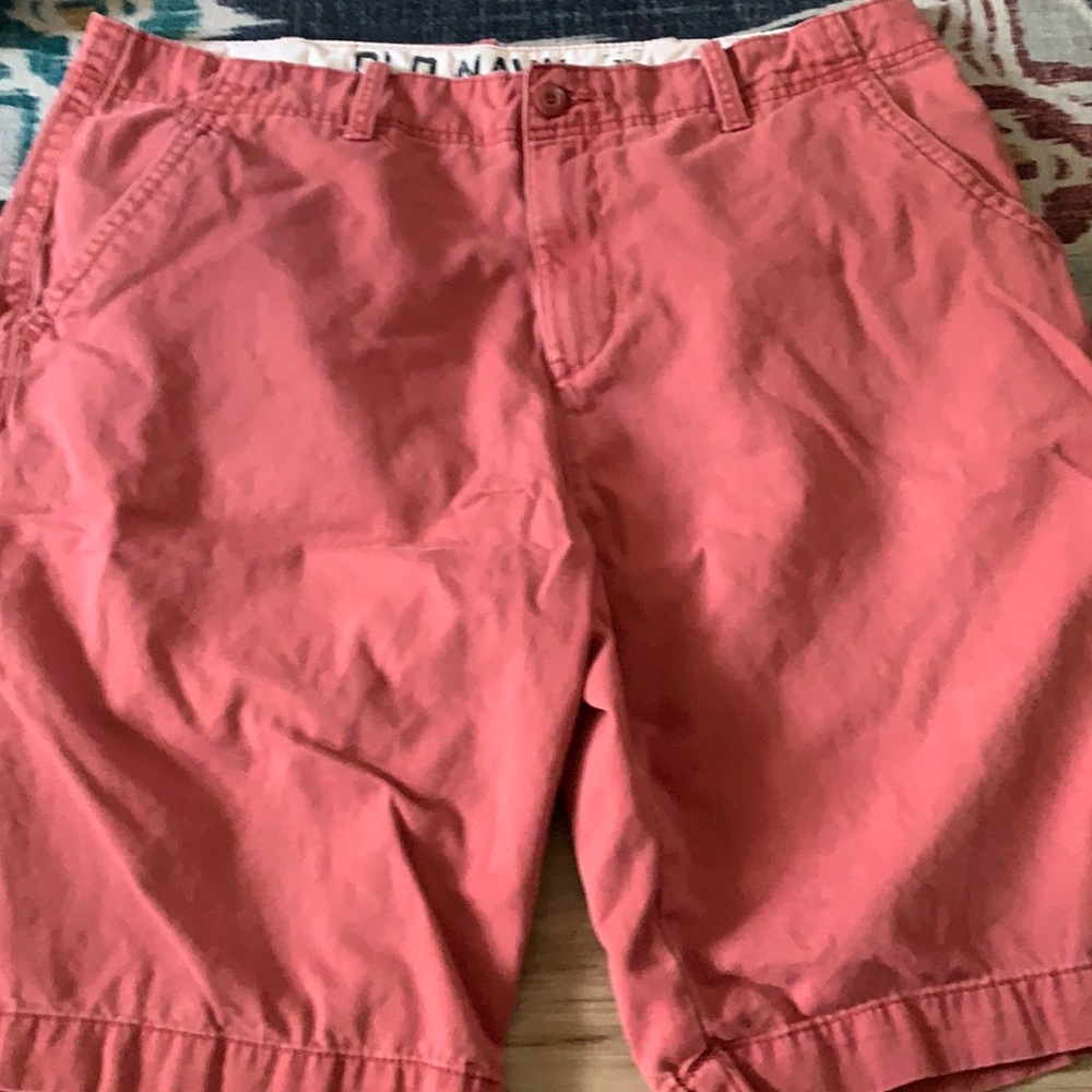 Vintage Red Old Navy Khaki men’s shorts 36